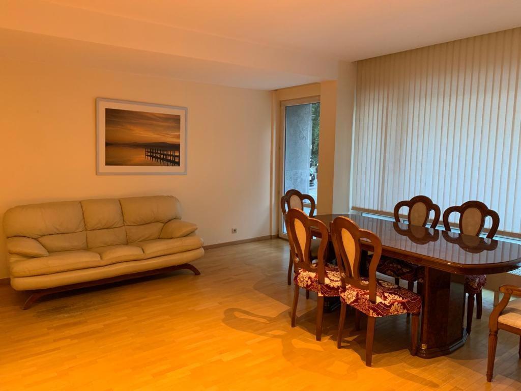 Lovely Two Bedroom Apartment With Free Parking Αμβέρσα Εξωτερικό φωτογραφία