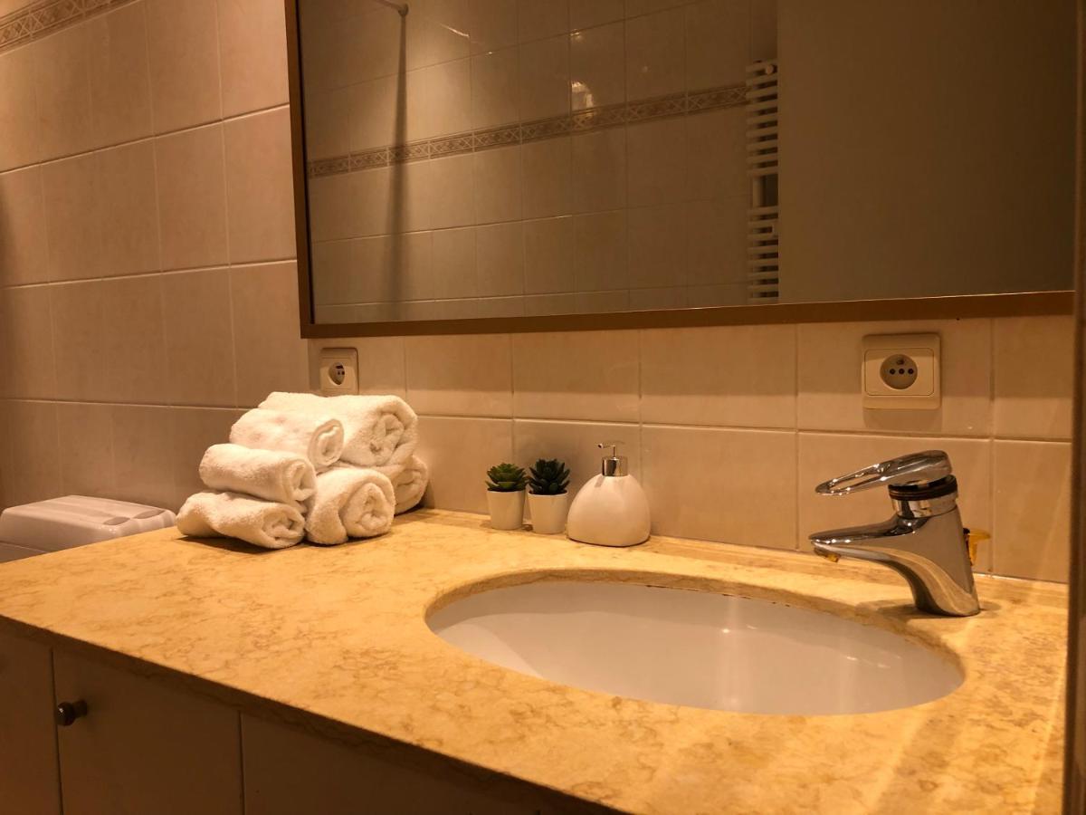 Lovely Two Bedroom Apartment With Free Parking Αμβέρσα Εξωτερικό φωτογραφία